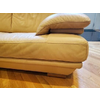 Thumb couch 1